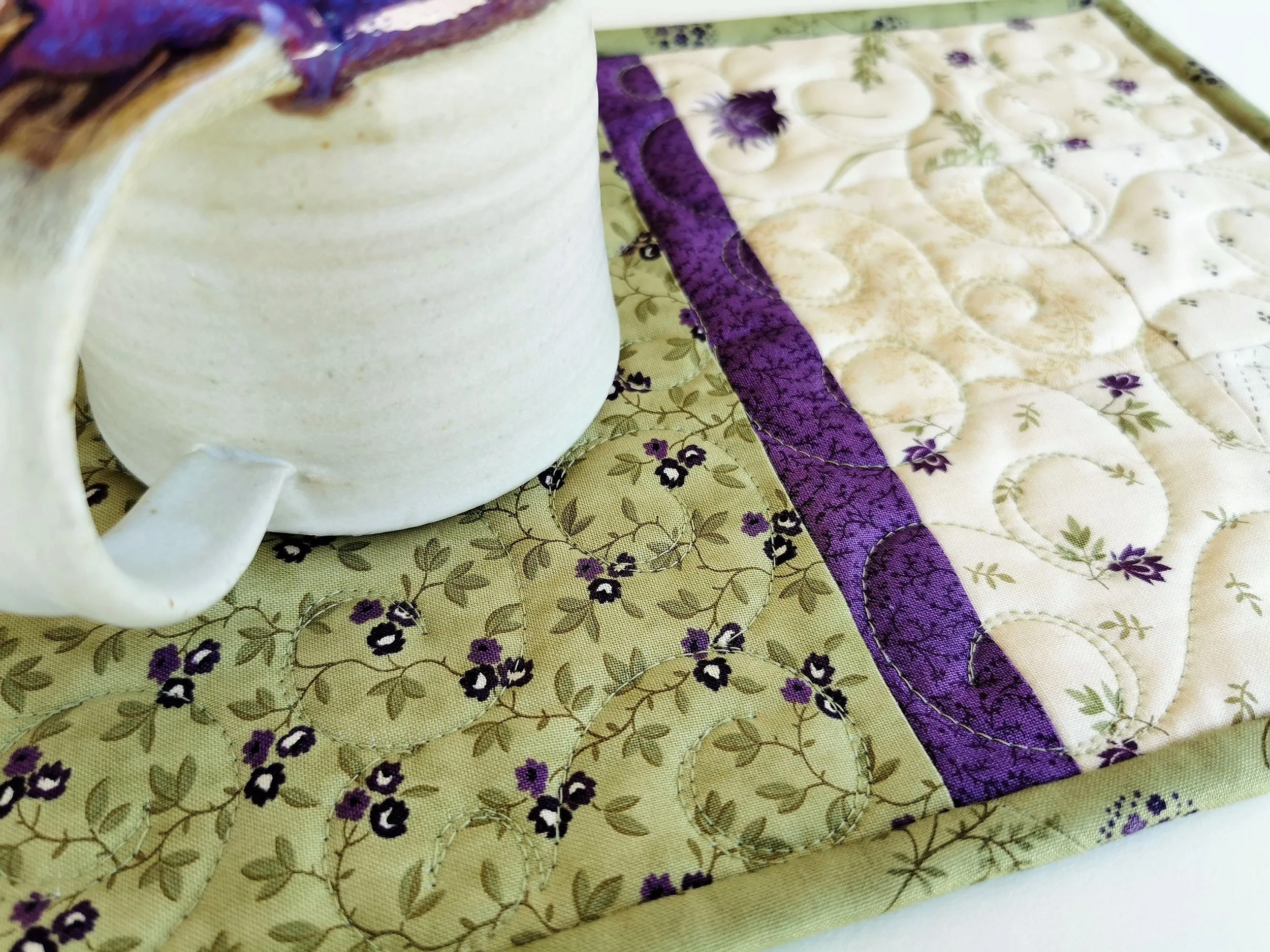 Green Floral Mini Quilt, Small Placemat, Quilted Mug Rug