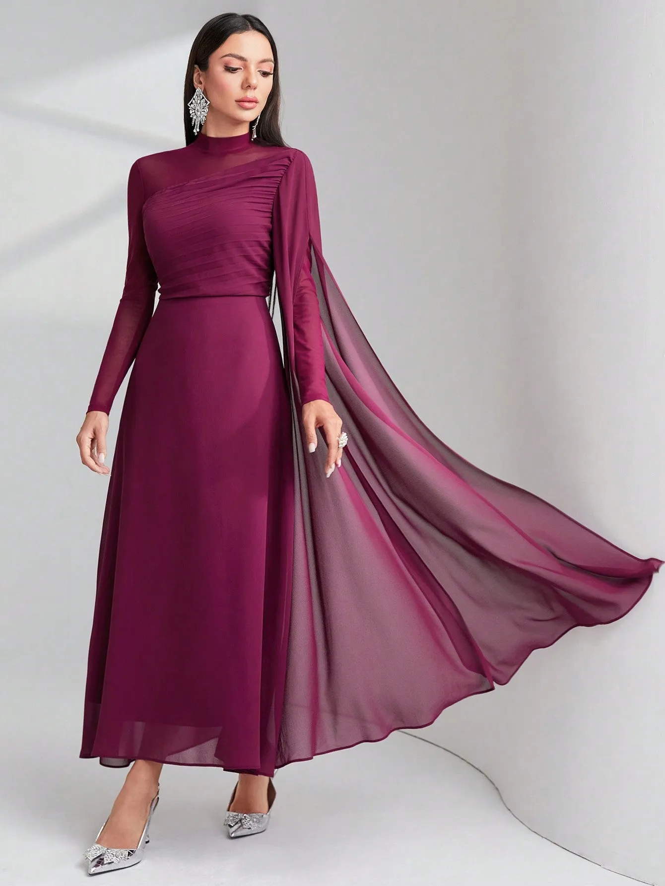 Modely Contrast Mesh Ruched Dress With Sleeves