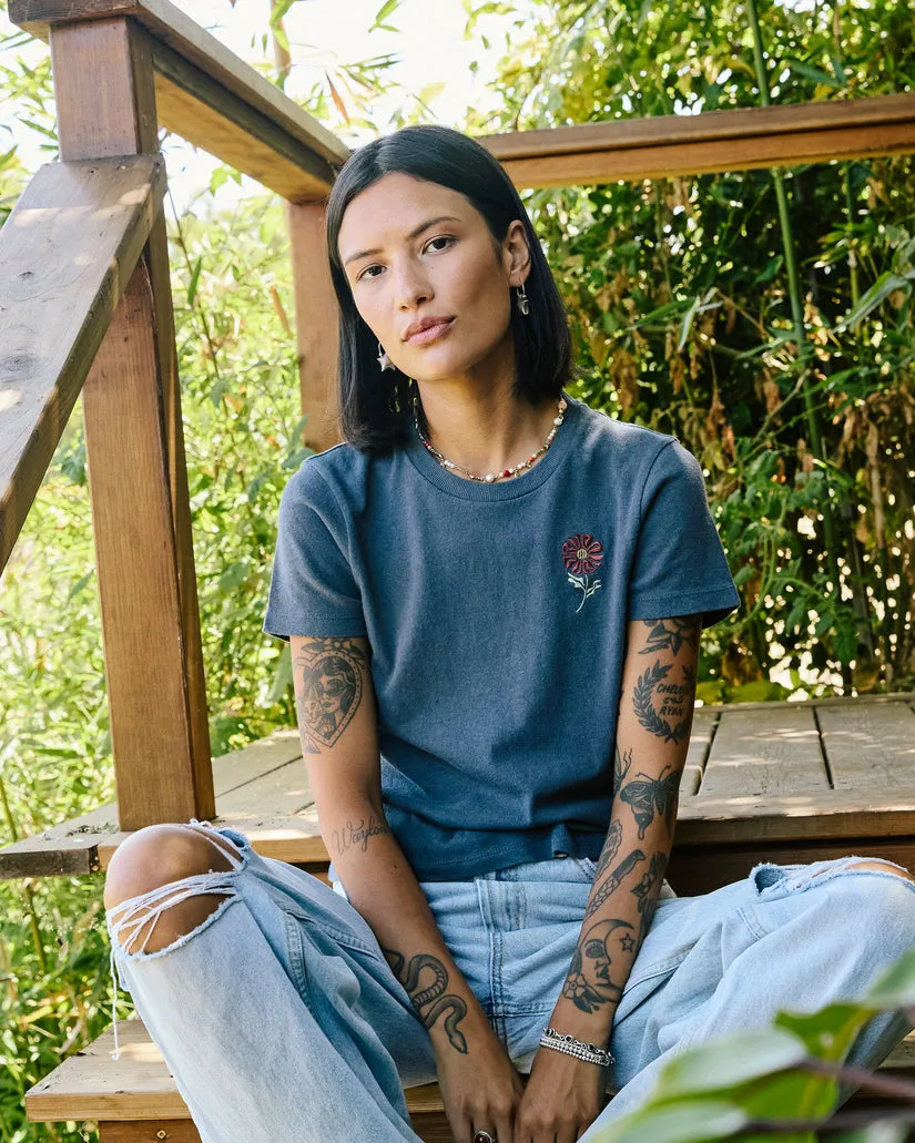 RVCA FLOWER TEE - OUTER SPACE